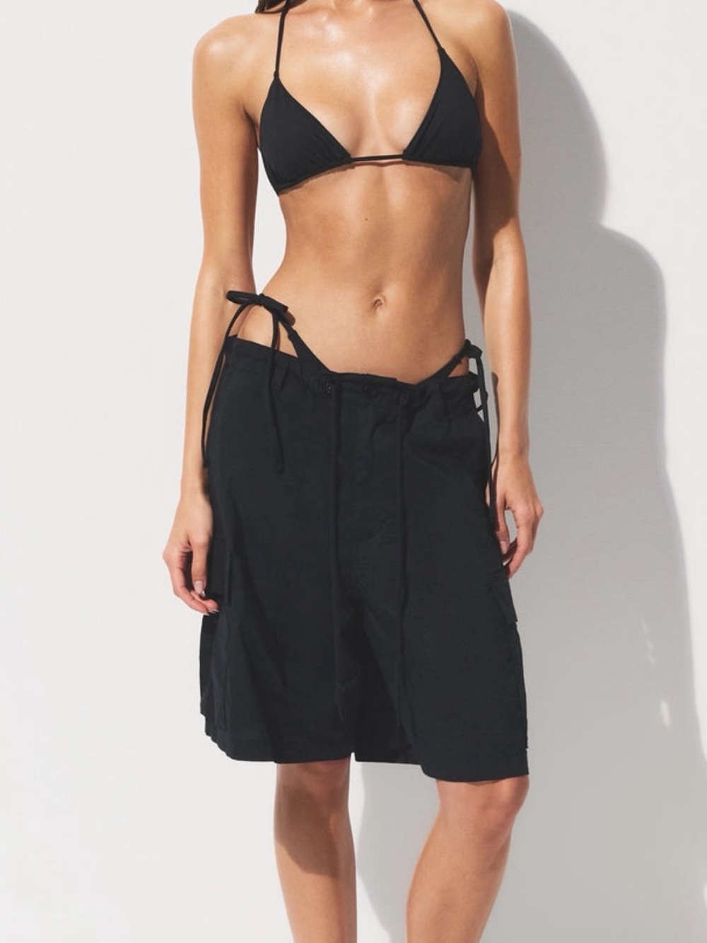 SKIMS Signature Swim Triangle Top Black - Color Onyx